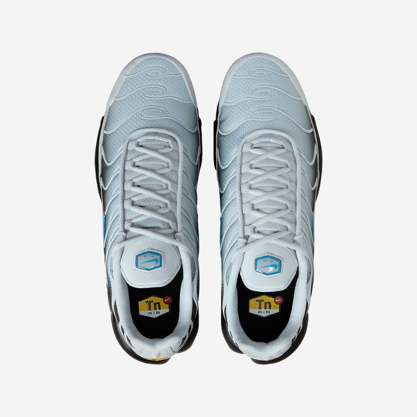 NIKE AIR MAX PLUS