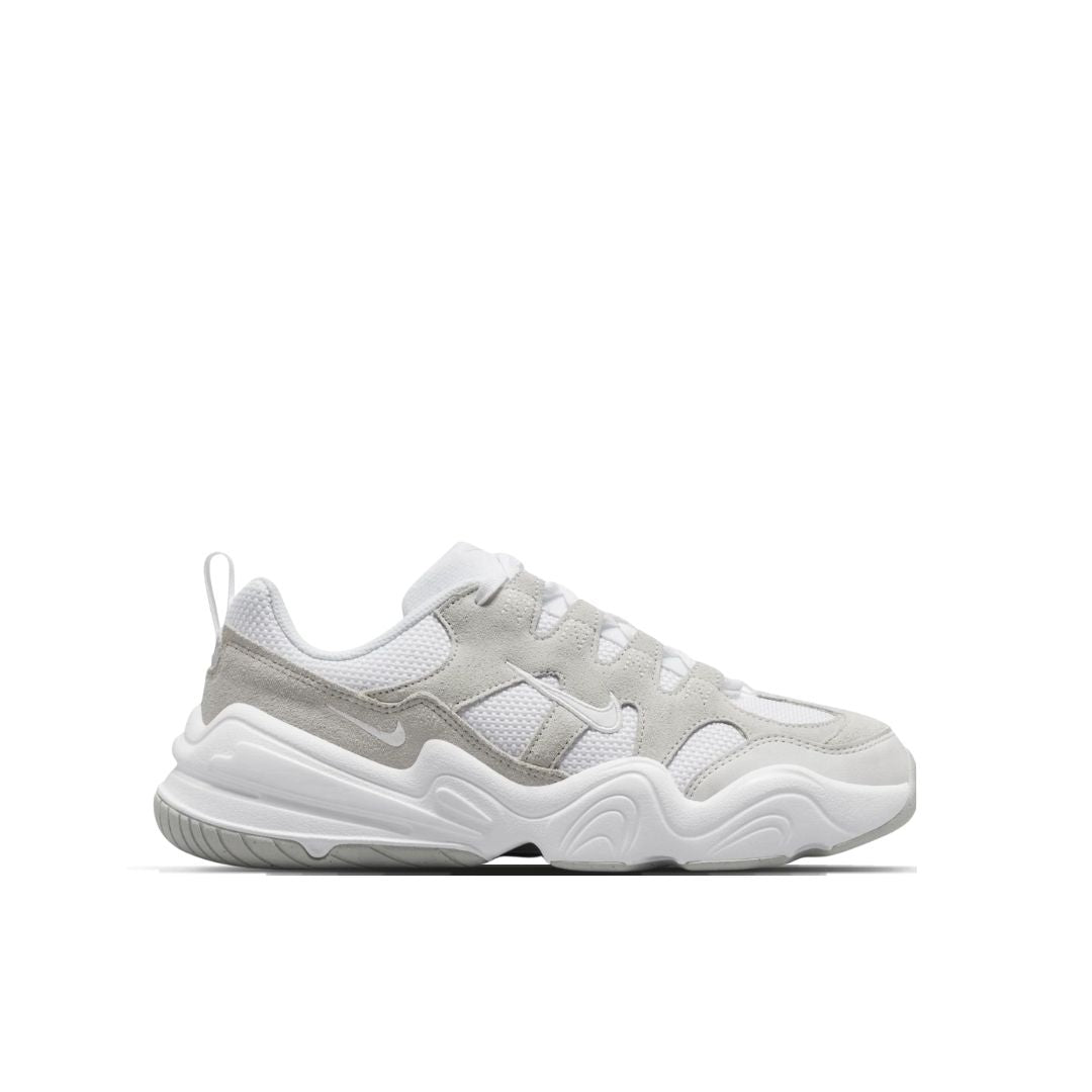 NIKE TECH HERA