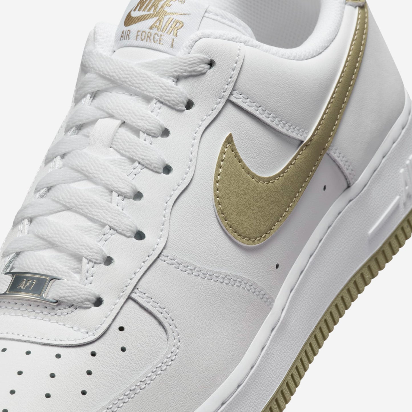 NIKE AIR FORCE 1 '07