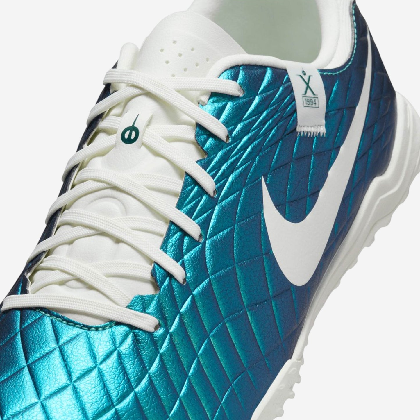 NIKE TIEMPO LEGEND 10 ACADEMY 30