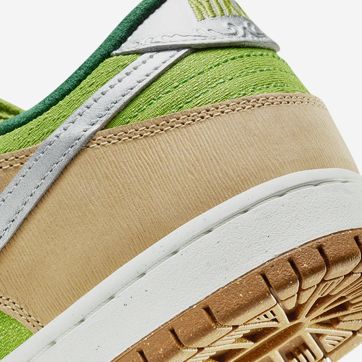 NIKE SB DUNK LOW PRO WC
