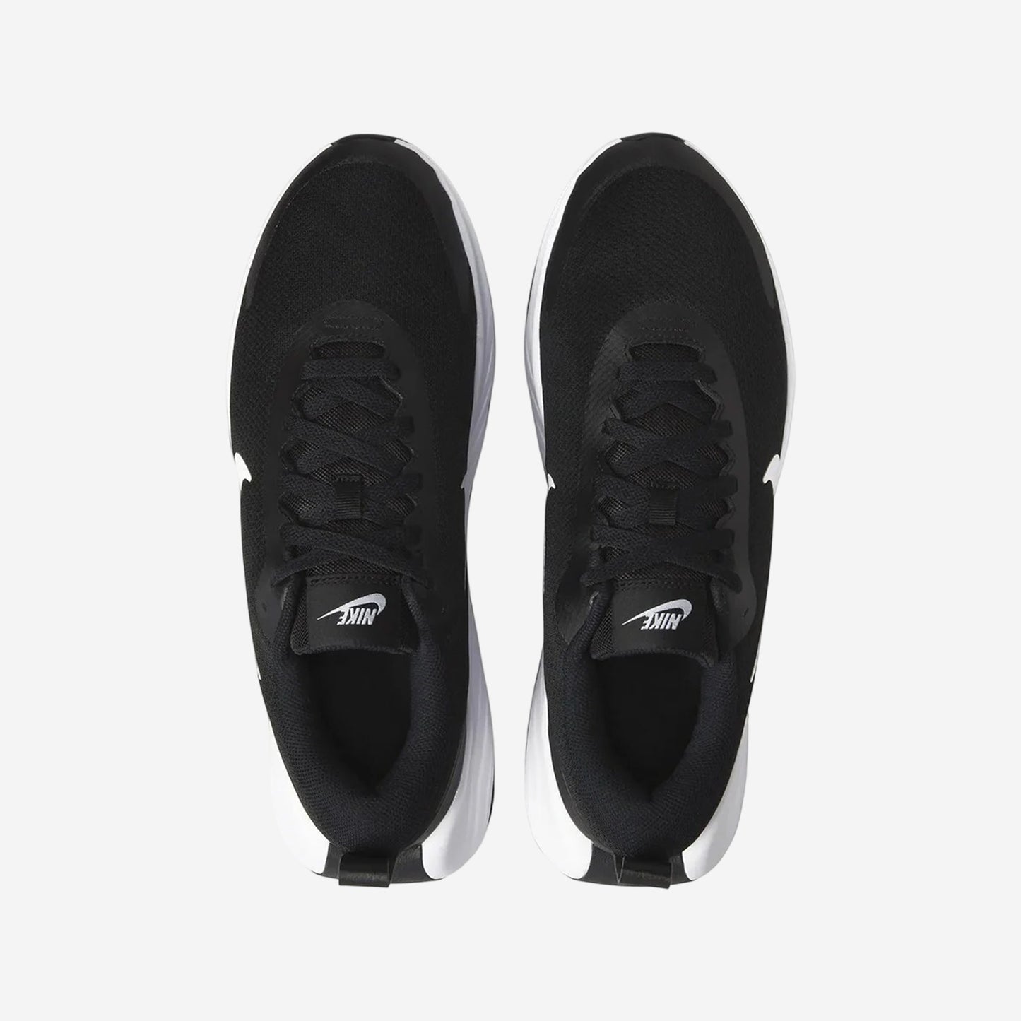 NIKE PROMINA