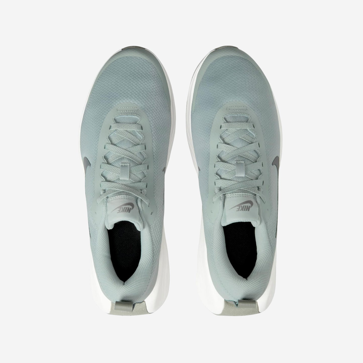 NIKE PROMINA
