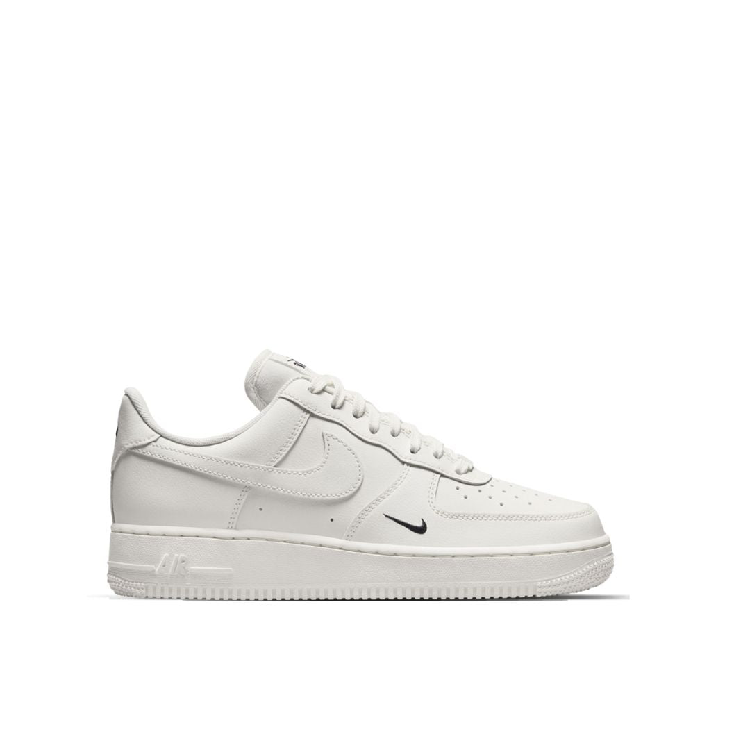 NIKE WMNS AIR FORCE 1 '07 ESS TRK3