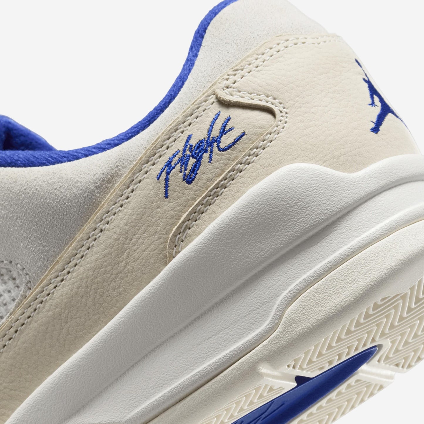 NIKE FLIGHT COURT “BEIGE ROYAL”