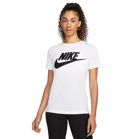 Nike Sportswear Essential