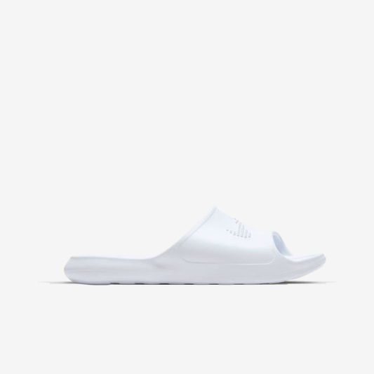 NIKE VICTORI ONE
