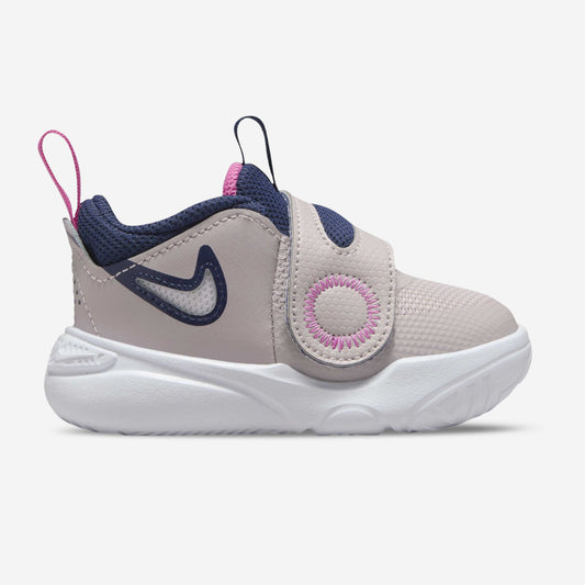 NIKE TEAM HUSTLE D 11