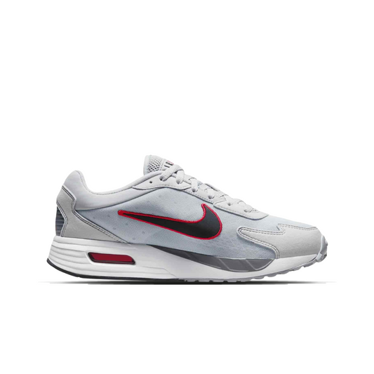 NIKE AIR MAX SOLO