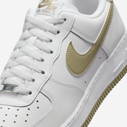NIKE AIR FORCE 1 '07