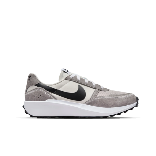 NIKE WAFFLE NAV