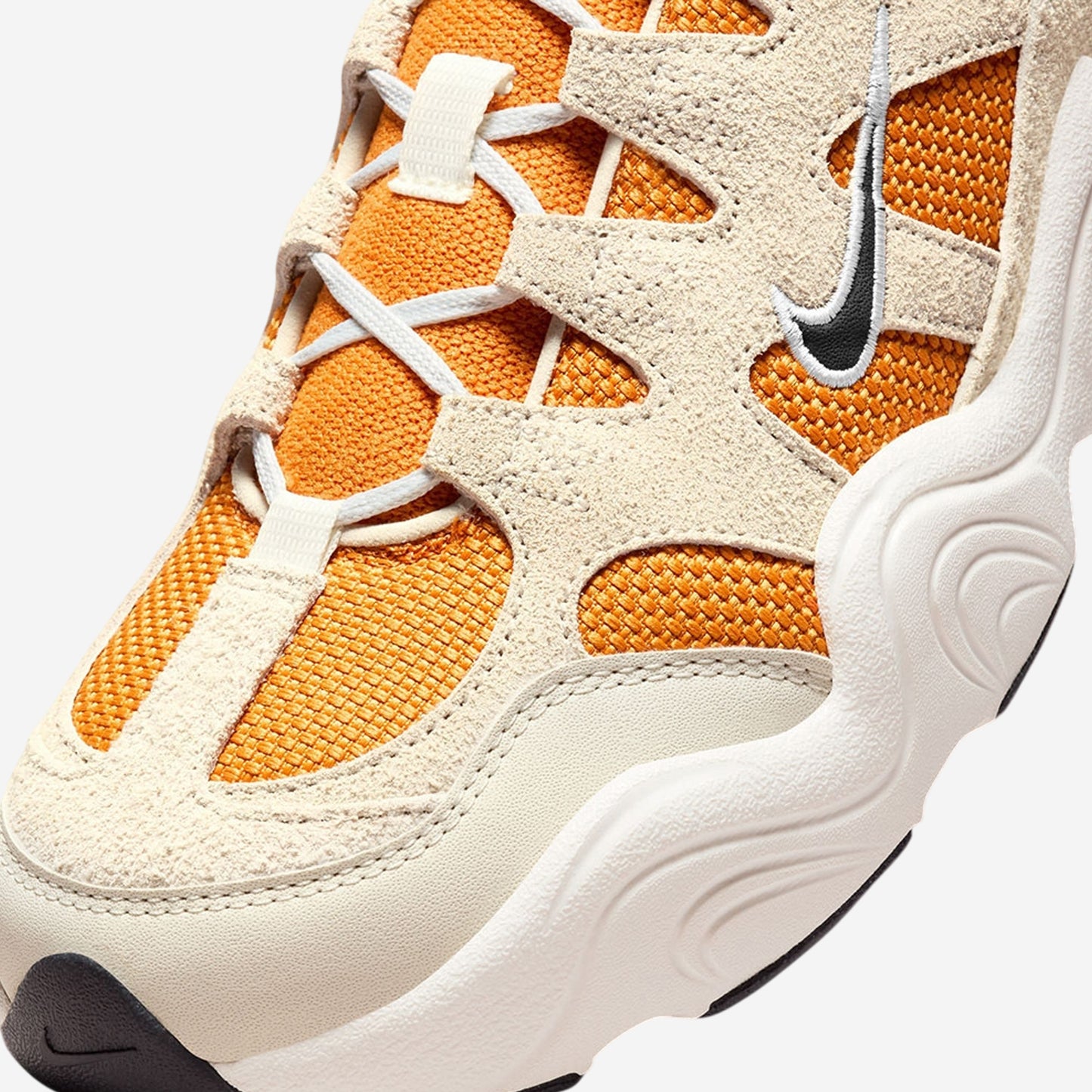 NIKE TECH HERA