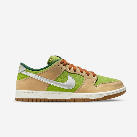 NIKE SB DUNK LOW PRO WC
