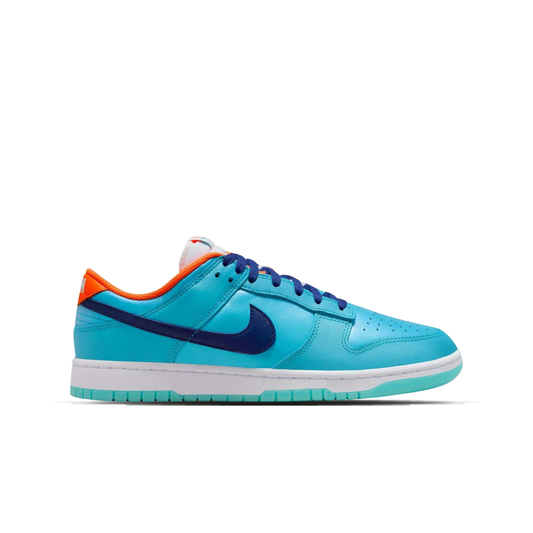 NIKE DUNK LOW SE
