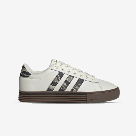 ADIDAS DAILY 4.0